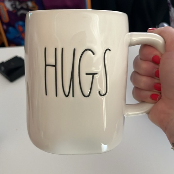 NEW Rae Dunn HUGS KISSES Double Sided Mug - Picture 4 of 7